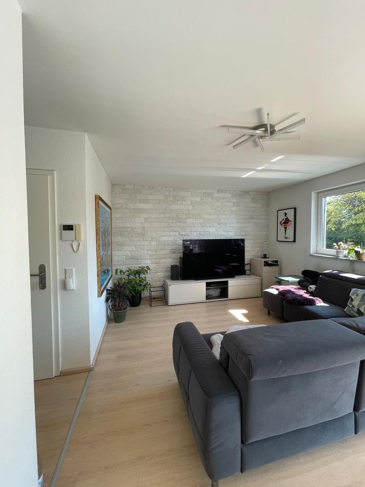 Moderne 3-Zimmer Wohnung mit Balkon, Garten & Außenstellplatz zimmer