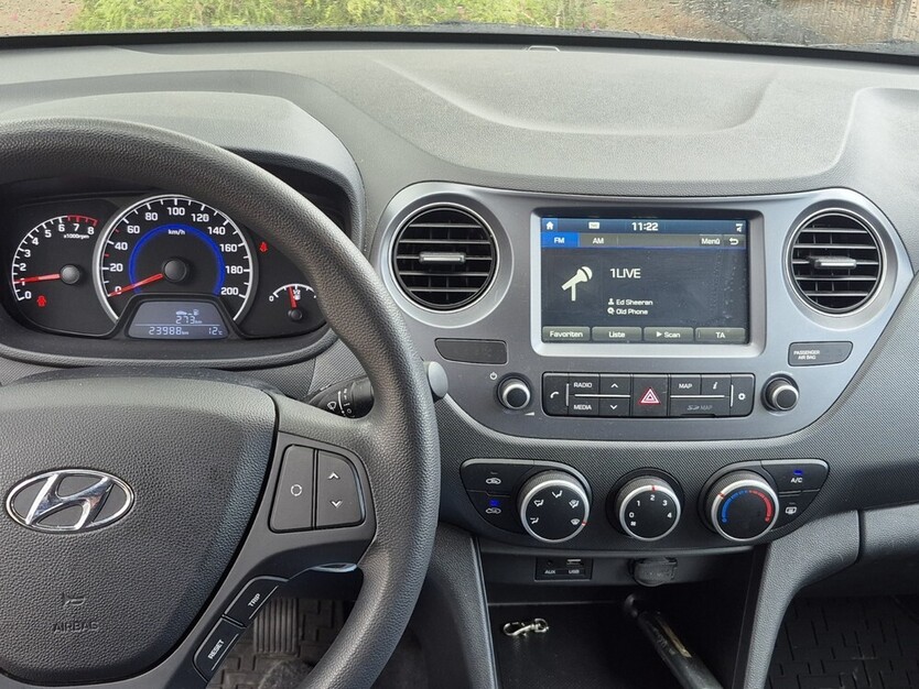 i10