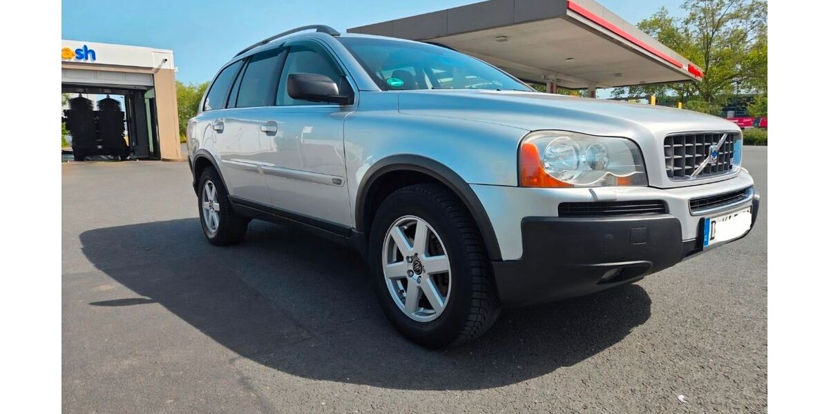 Volvo XC90 360.000 km 6.900 &euro; Düsseldorf 40470