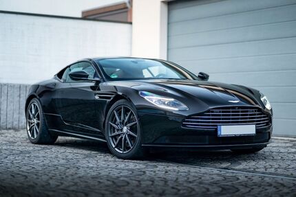 Aston Martin DB11 81.911 km 97.000 &euro; Neuss 41464