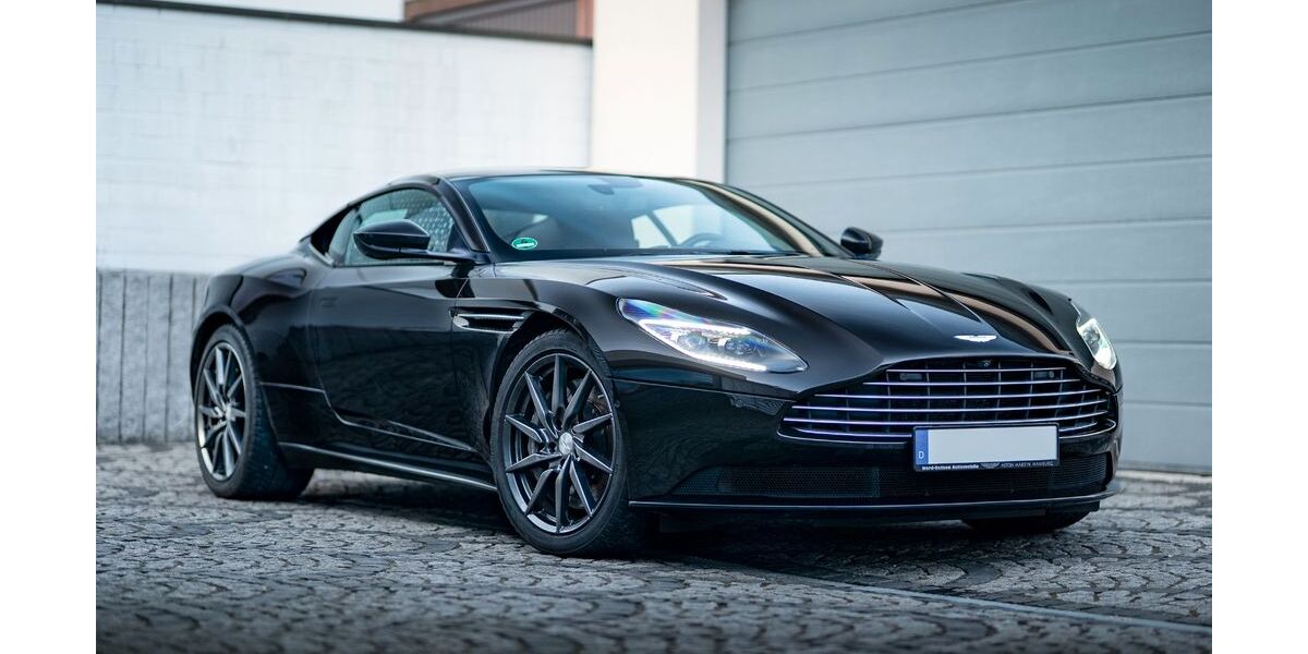 Aston Martin DB11 81.911 km 97.000 &euro; Neuss 41464