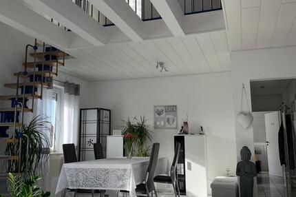 Charmante 3,5-Zimmer-Dachgeschoßwohnung Loft mit Stil