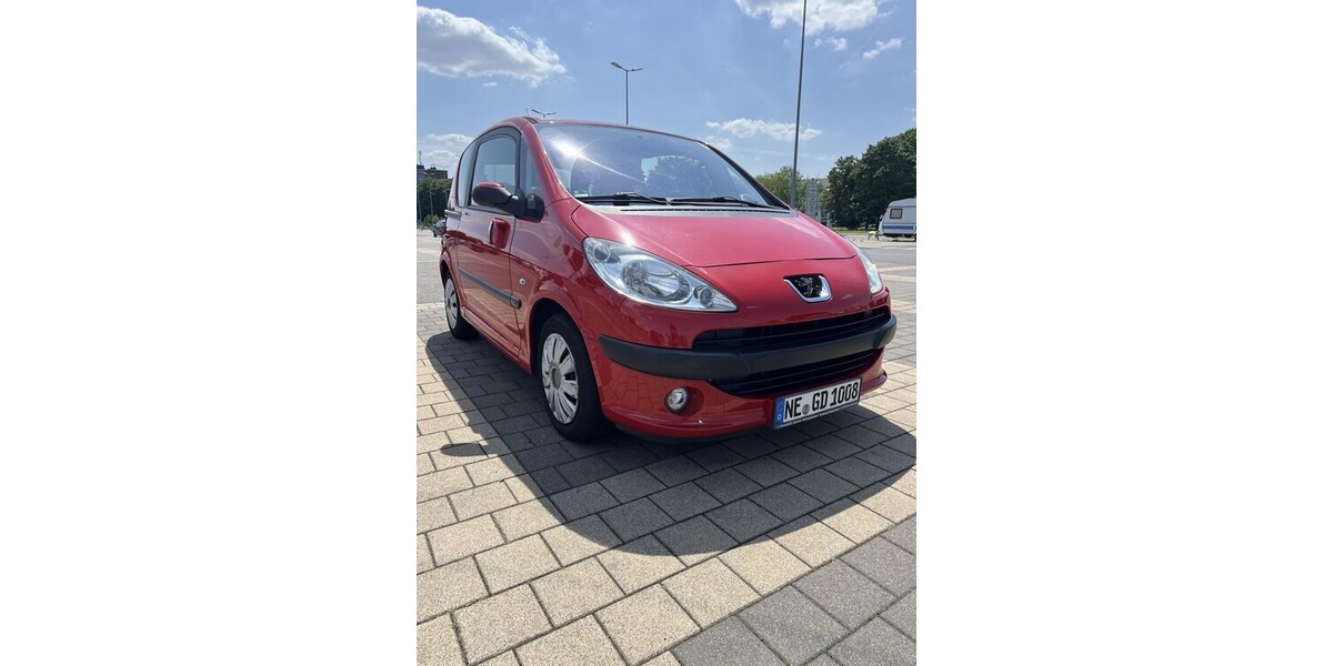 Peugeot 1007 119.000 km 1.549 &euro; Neuss 41460