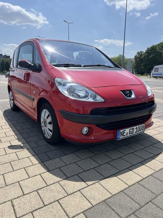 Peugeot 1007 119.000 km 2.270 € Neuss 41460