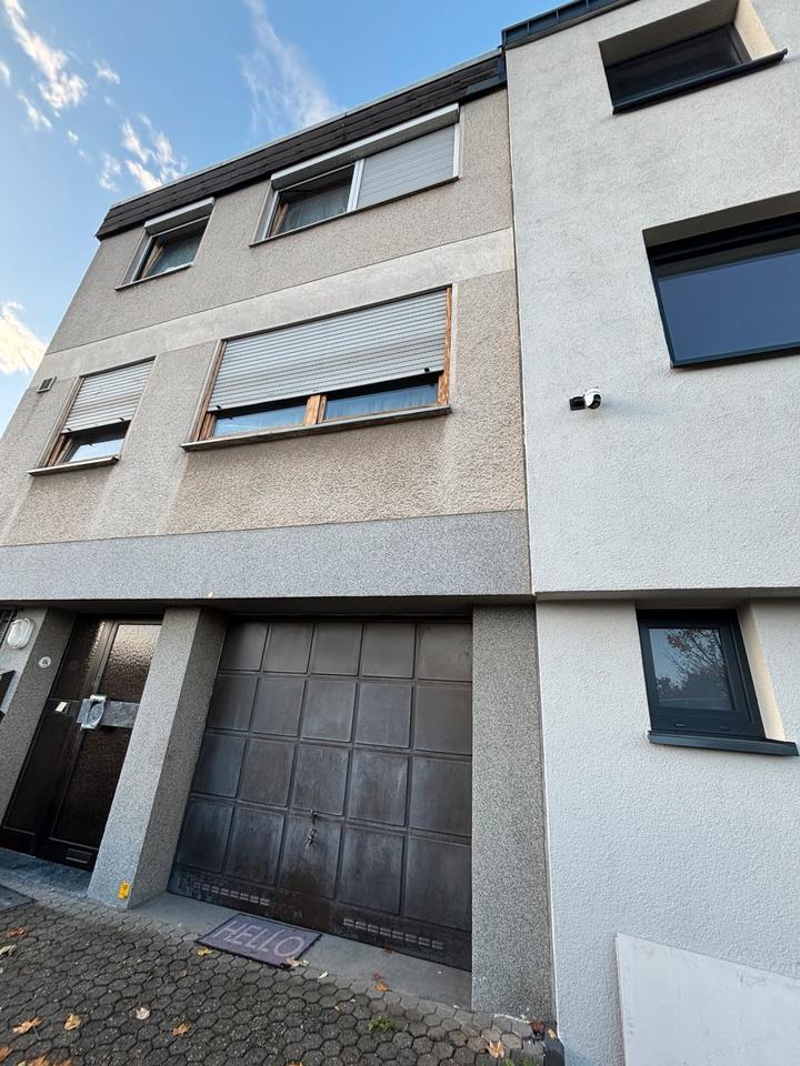 Neu renoviertes Reihenmittelhaus in Pulheim Garten & Garage zimmer