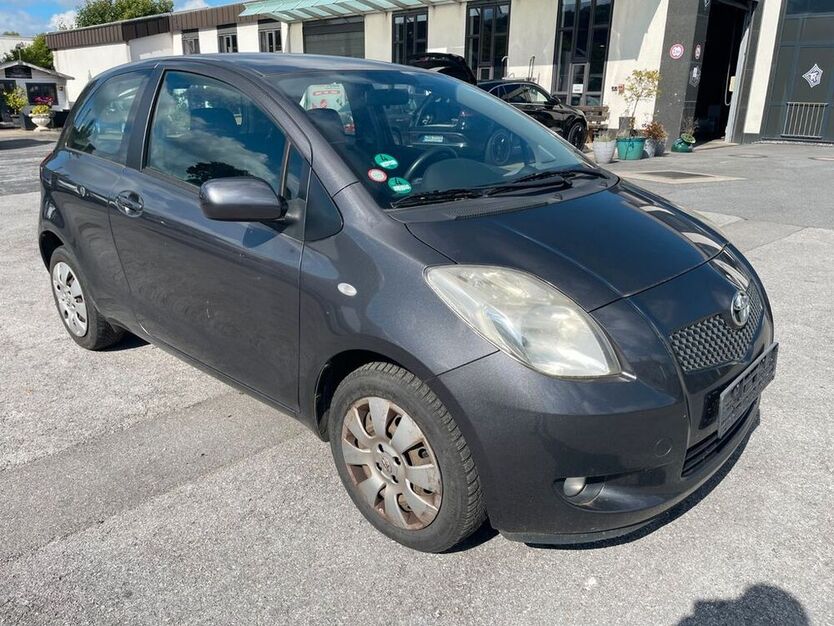 Yaris