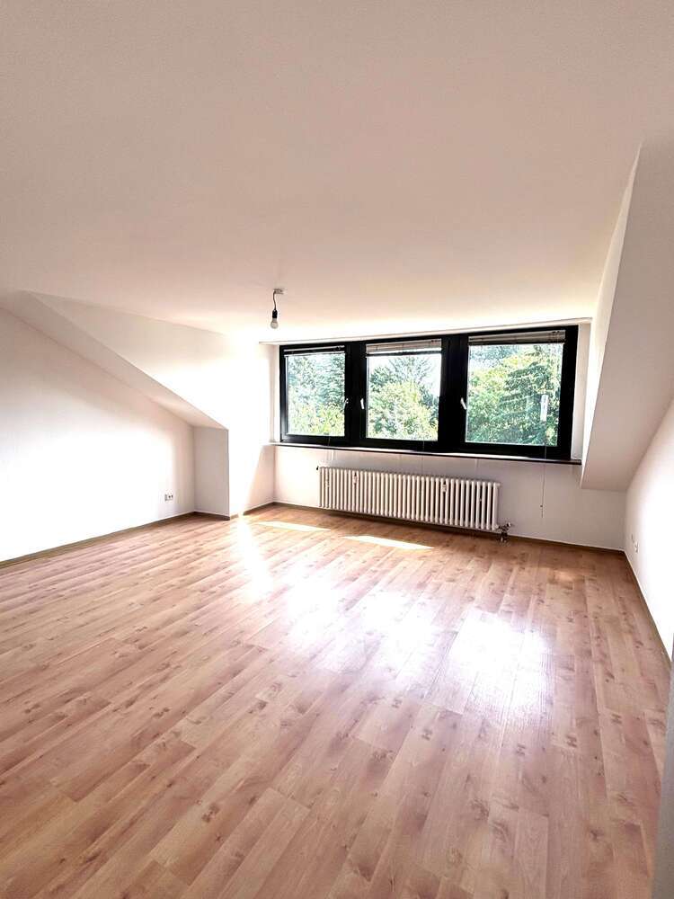 Wohnung zum Mieten in Düsseldorf 710 € 59 m²