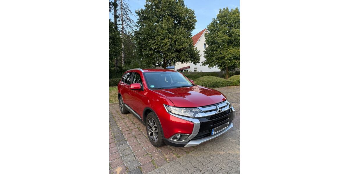 Mitsubishi Outlander 62.000 km 16.500 &euro; Solingen 42657