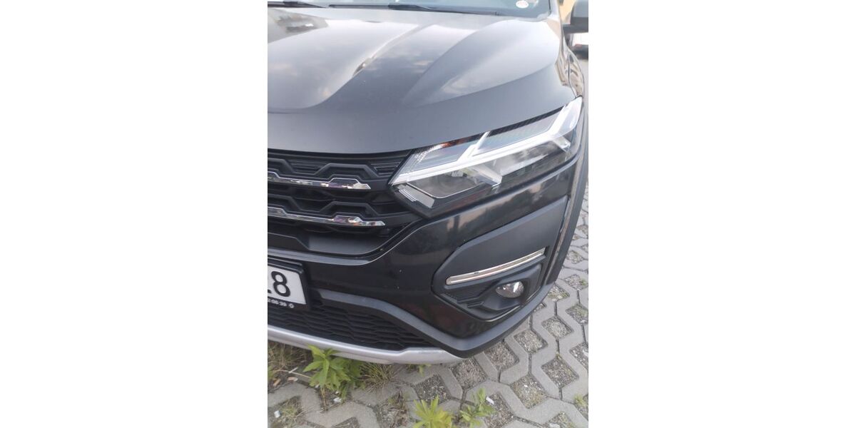 Dacia Sandero 31.000 km 10.700 &euro; Köln 50935