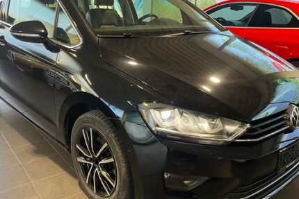 VW Golf Sportsvan 124.000 km 9.990 &euro; Wesseling - Köln 50389