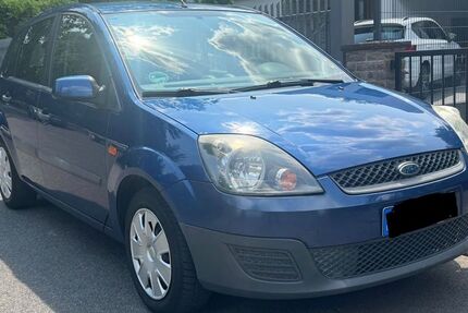 Ford Fiesta 180.000 km 1.399 &euro; Köln 51105