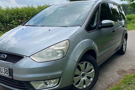 Ford Galaxy 303.000 km 3.500 € Köln 50769