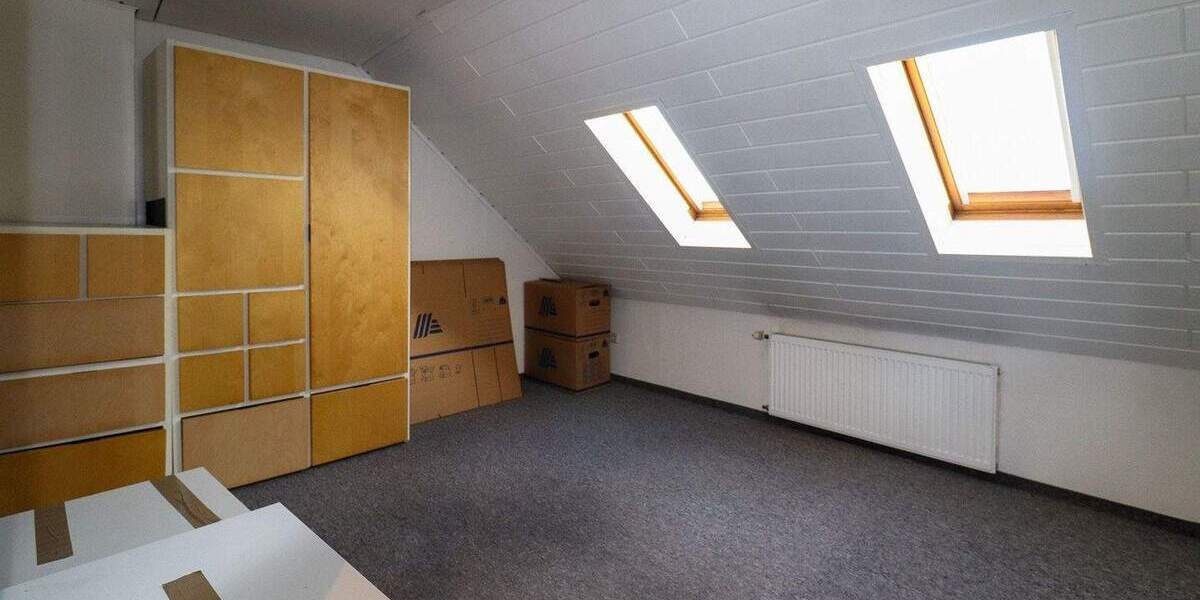 Reihenmittelhaus mit Wohlfühlgarten - familienfreundliches Wohnen mit Geschichte 5 zimmer