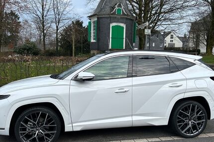 Hyundai TUCSON 31.000 km 33.333 € Radevormwald 42477
