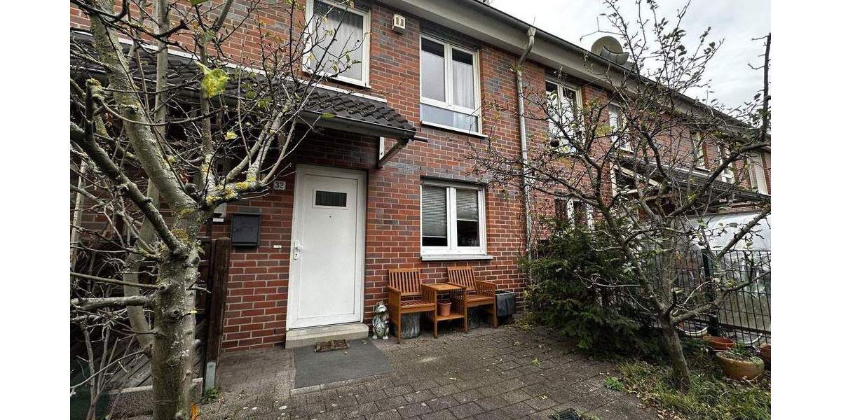 Möbliertes Reihenhaus mit Garten & Stellplatz in Köln Ossendorf zu vermieten! 4 zimmer