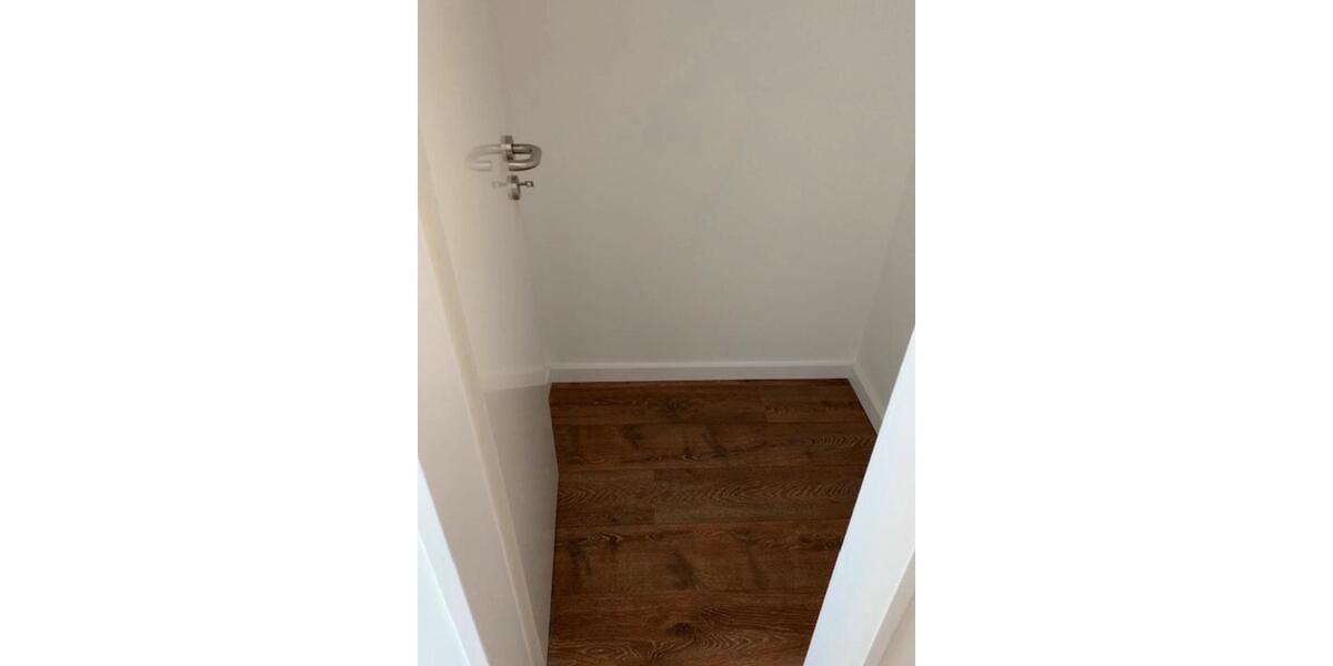 Etagenwohnung Neuss Reuschenberg - 3 Zimmer, 87 m&sup2;, 1.200&euro; | Angebot:26222248