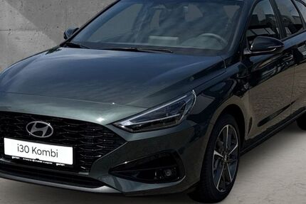 Hyundai i30 8.800 km 26.890 &euro; Hilden 40721