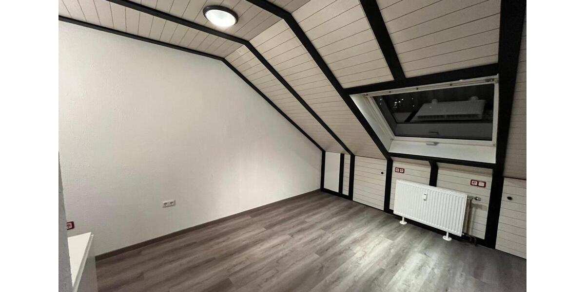 Wohnung 2 Zimmer in Sindorf ca. 65 qm Dachgeschoss zimmer