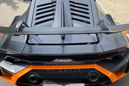 Lamborghini Huracán 1.010 km 399.900 € Köln 50858