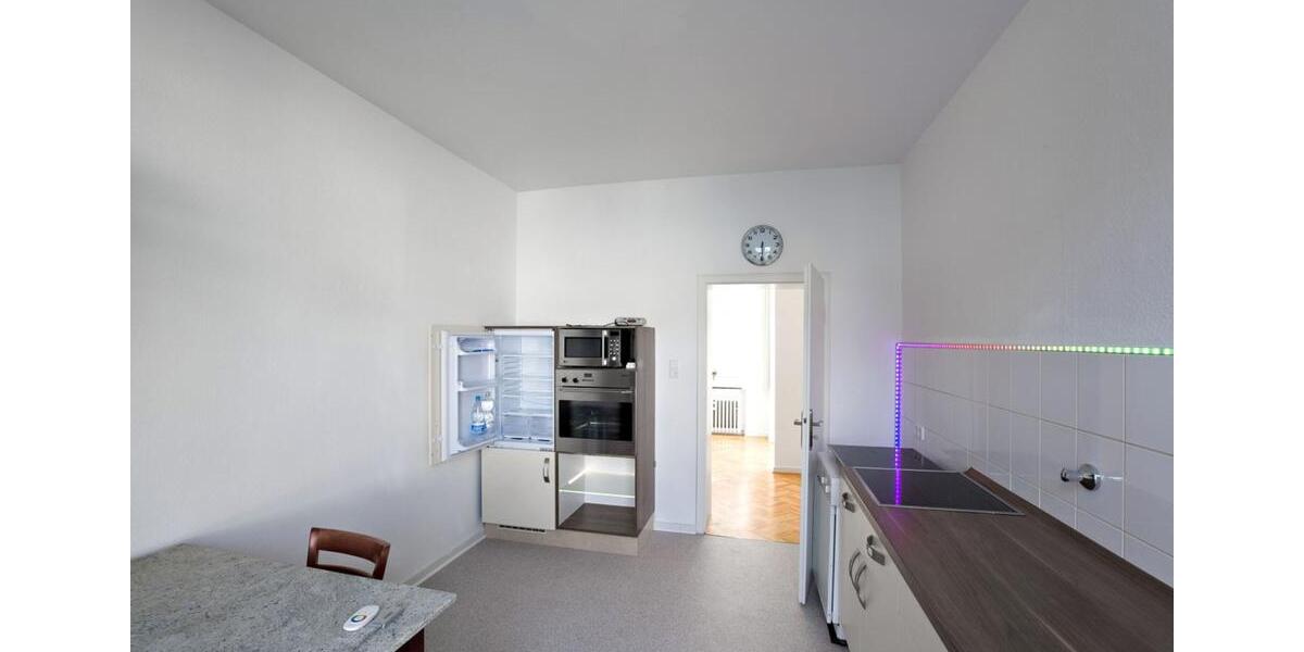 Oberkassel! fast am Rhein 3Zimmer Whg Balkon von privat ab 1.04. 3 zimmer