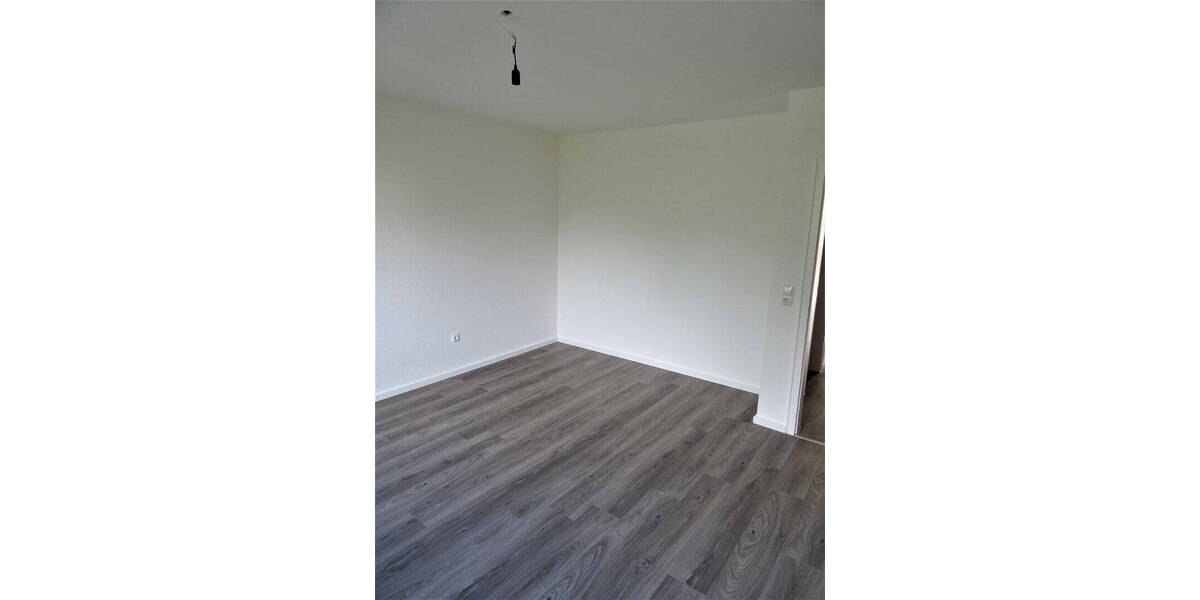 Etagenwohnung Leverkusen Wiesdorf - 3 Zimmer, 76 m&sup2;, 880&euro; | Angebot:26197814