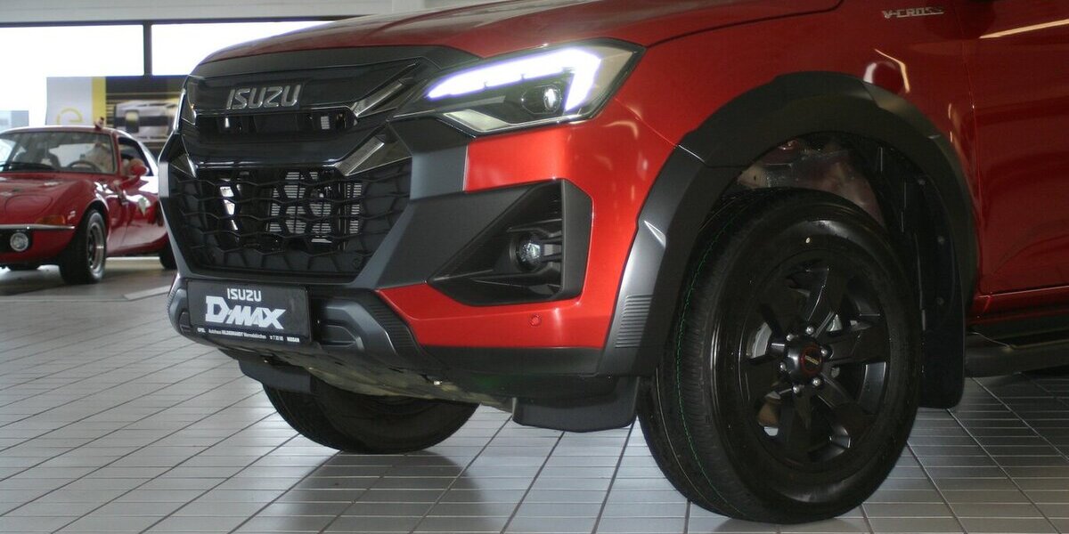 Isuzu D-Max Double Cab 4x4 V-CROSS Automatik|Diff 8.990 km 51.662 € Wermelskirchen 42929