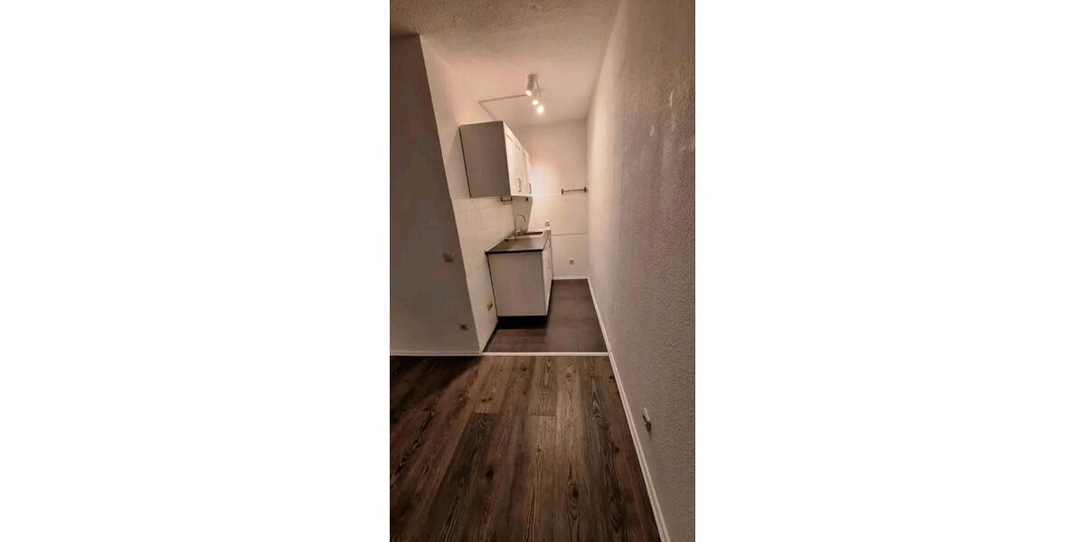 Stilvolle, gepflegte 1-Zimmer-Wohnung mit EBK + TG in Kerpen 1 zimmer