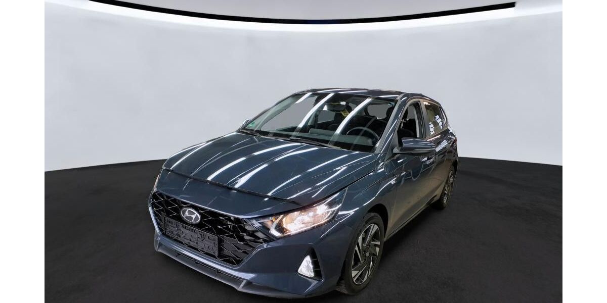 Hyundai i20 48.037 km 17.429 &euro; Hilden 40721