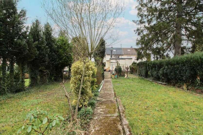Haus zum Kaufen in Köln 599.000 € 151.26 m²