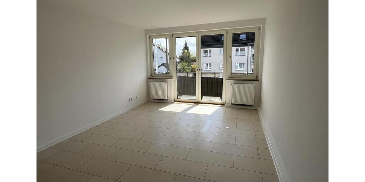 Etagenwohnung Solingen Mitte - 3 Zimmer, 76 m&sup2;, 639&euro; | Angebot:25908587