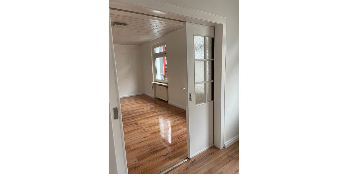 Etagenwohnung Remscheid Reinshagen - 3 Zimmer, 84 m&sup2;, 580&euro; | Angebot:25043644