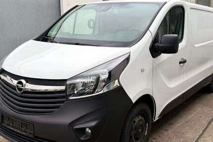 Opel Vivaro 151.000 km 10.990 € Köln 51065