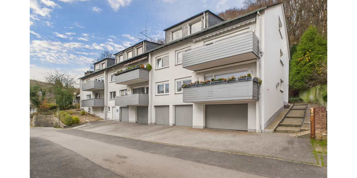 Wohnung zum Kaufen in Remscheid 180.000 € 99 m² 4 zimmer