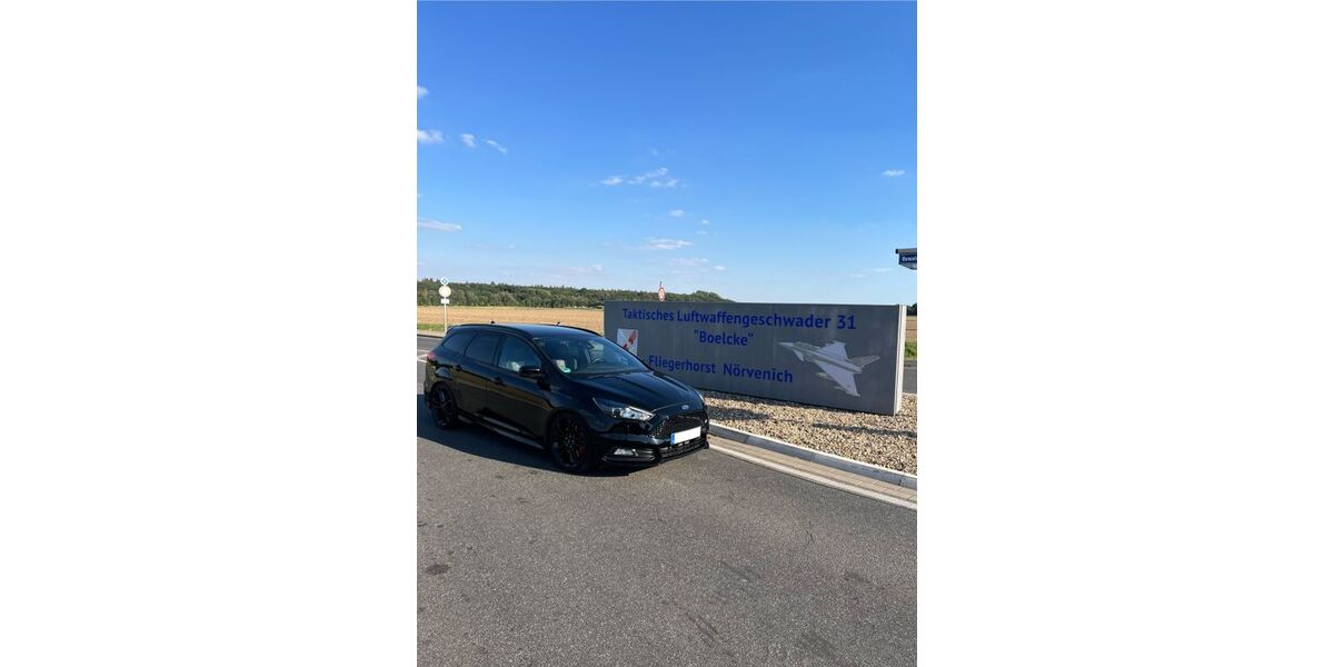 Ford Focus 88.500 km 16.500 &euro; Köln 50672