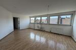 KOMPAKT, HELL UND KOMFORTABEL - Dachgeschoßwohnung Düsseldorf Stadtbezirk 3 | Angebot:27152300
