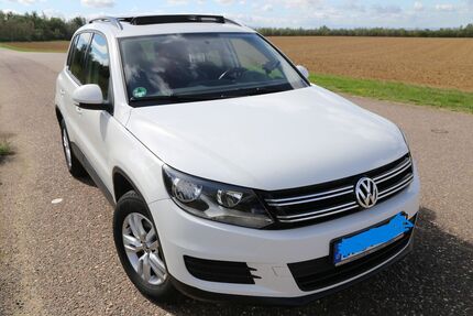VW Tiguan 123.800 km 8.900 &euro; FRECHEN 50226