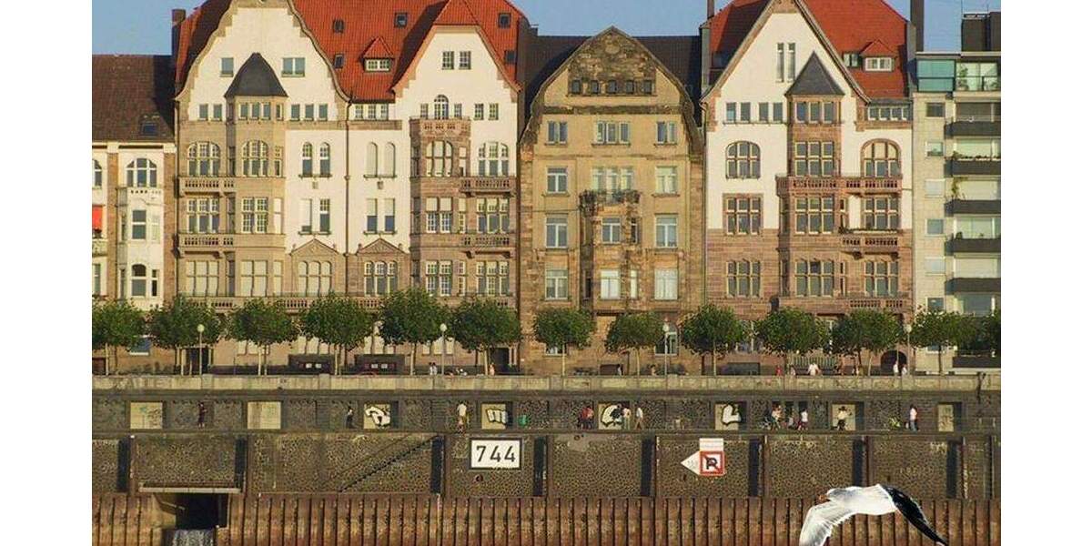 Erstklassige Lage am Rhein - Charmantes Altbauflair für Individualisten - teilmöbliert 2 zimmer