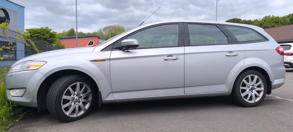 Ford Mondeo 384.000 km 2.000 &euro; Hückeswagen 42499