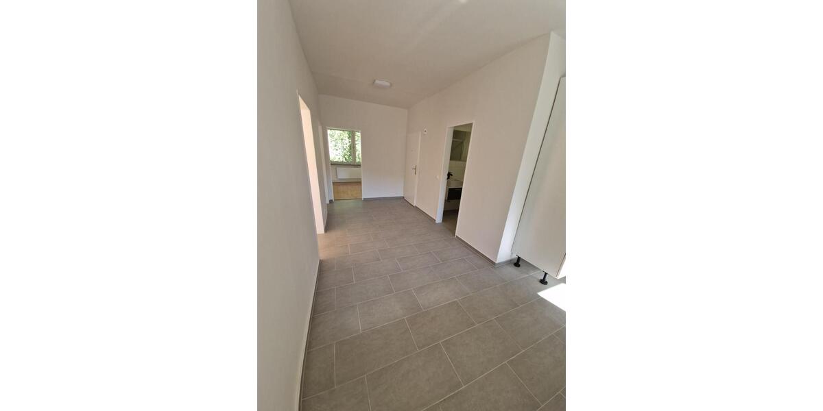 Helle 3-Zimmer Wohnung mit Balkon und Aufzug in Köln 3 zimmer