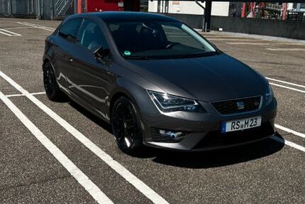 Seat Leon 123.500 km 12.400 &euro; Remscheid 42855
