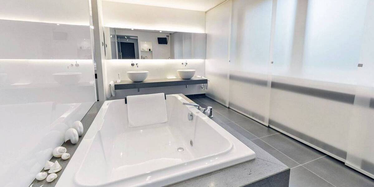 Etagenwohnung Düsseldorf Oberkassel - 5 Zimmer, 269 m&sup2;, 1.695.000&euro; | Angebot:26816806