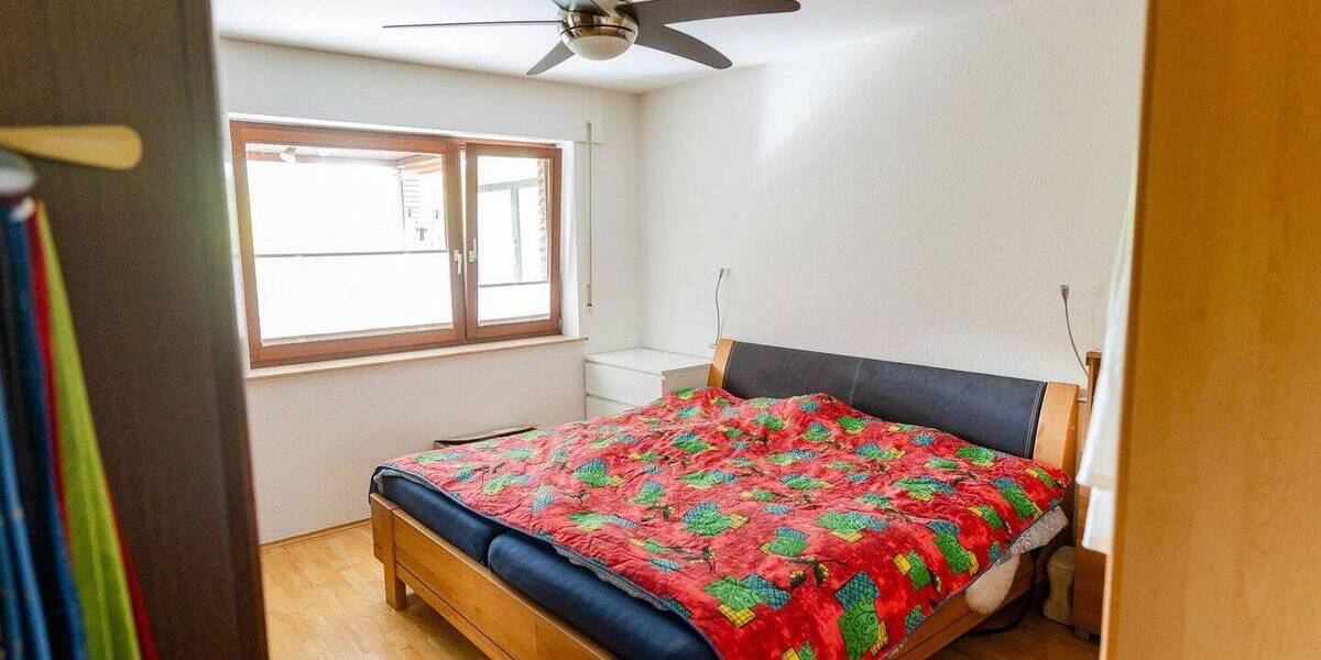 Viel Platz auf 3 Ebenen: großzügige DHH Haus Doppelgarage, PV, naturnahe Lage in Remscheid-Hasten 7 zimmer