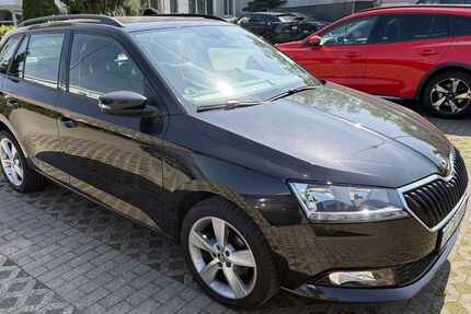 Skoda Fabia 92.000 km 13.800 &euro; Köln 50677