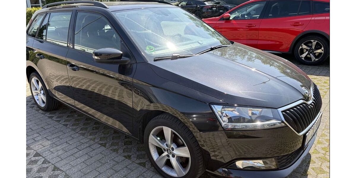 Skoda Fabia 92.000 km 13.800 &euro; Köln 50677