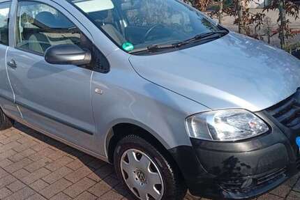 VW Fox 98.000 km 2.200 &euro; Köln 50859