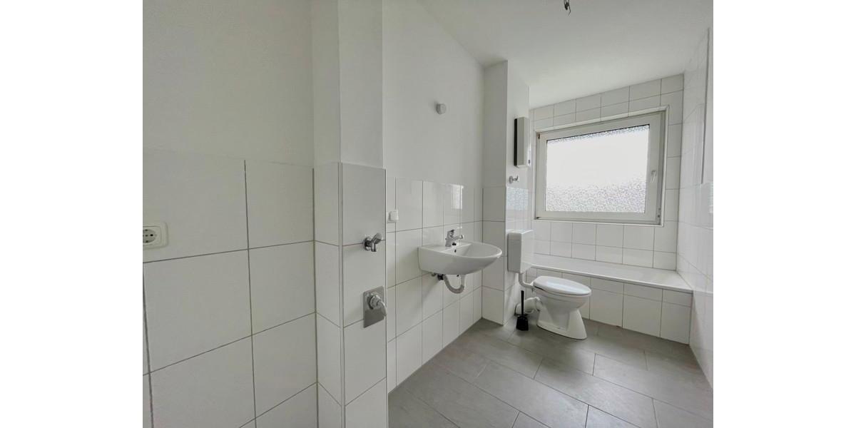 Geräumige 1-Zi.-Wohnung mit Balkon! 1 zimmer