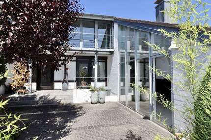 Haus zum Kaufen in Solingen 459.000 € 150 m²