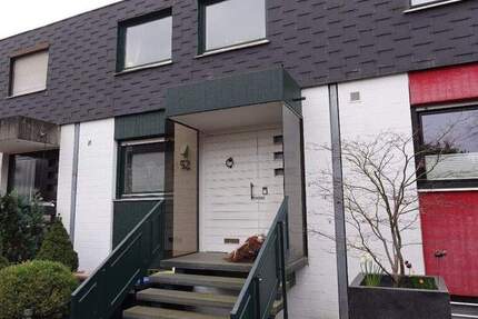 FAMILIENTRAUM MIT GARTEN REIHENHAUS, RUHIGER LAGE, SPLITLEVEL, GARAGE UND VIEL RAUM ZUM WOHLFÜHLEN 4 zimmer