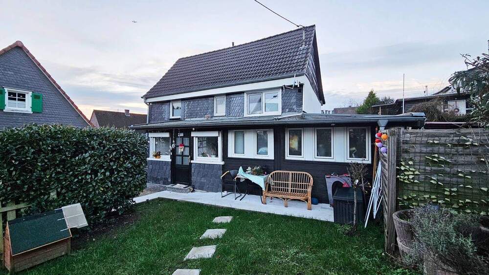 Mehrfamilienhaus, Wohnhaus Burscheid / Heddinghofen Burscheid - 2 Zimmer, 445 m&sup2;, 649.000&euro; | Angebot:25153501