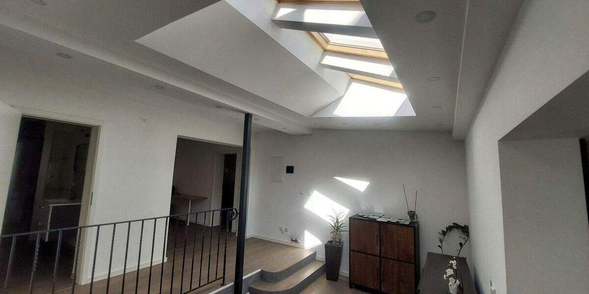 Modernisiertes Zweifamilienhaus 7 zimmer